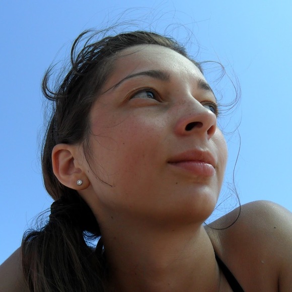 Meet your Posher, Viktoria - Picture 1 of 1